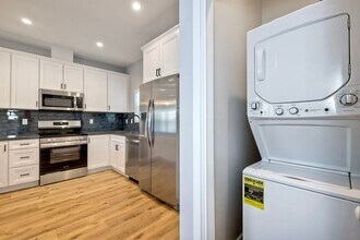 6834 Tower St in La Mesa, CA - Building Photo - Building Photo