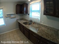 2001 Barrett Ave photo'