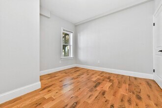 70 W Eagle St in Boston, MA - Building Photo - Building Photo