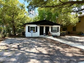 3226 Rosselle St in Jacksonville, FL - Building Photo - Building Photo