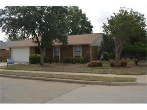 1341 Steinburg Ln in Fort Worth, TX - Building Photo