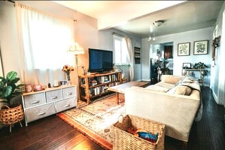 11136 Redfern Ave in Inglewood, CA - Building Photo - Building Photo