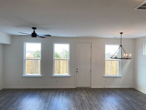 2656 Lakevilla Dr in Nashville, TN - Building Photo - Building Photo