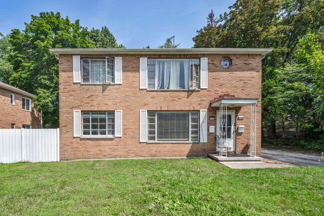 property at 1787 Tanglewood Dr