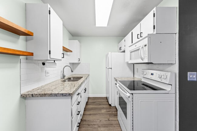 6163 S 1300 E in Salt Lake City, UT - Building Photo - Building Photo