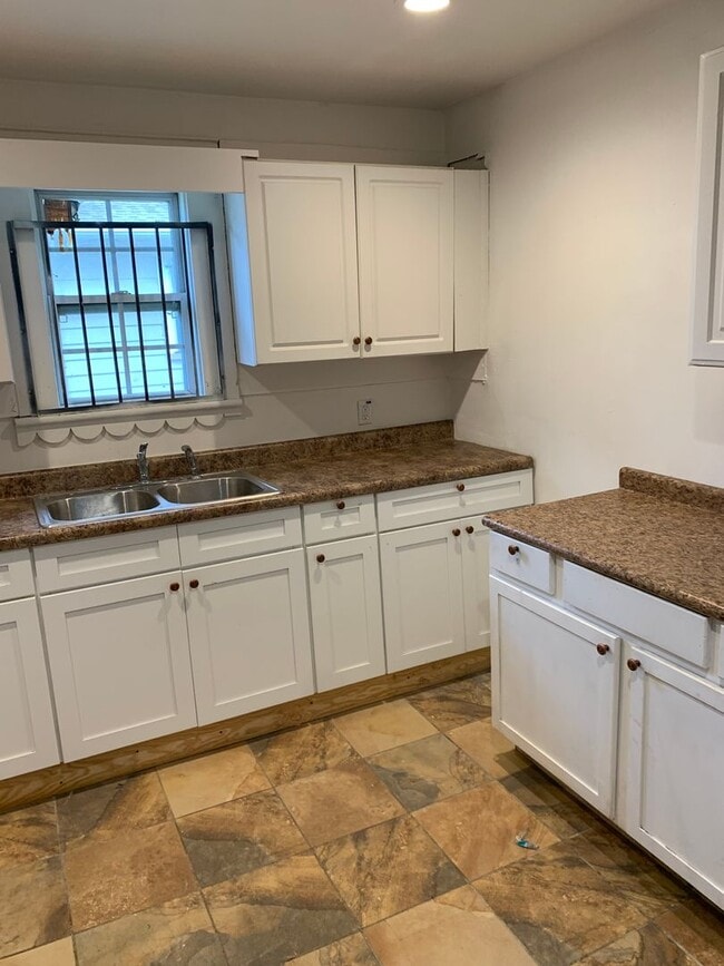 property at 917 Pike Rd