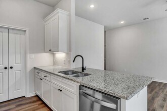 2303 Flint River Rd in Tyler, TX - Building Photo - Building Photo