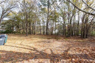 141 Brownsmill Dr in Grayson, GA - Building Photo - Building Photo