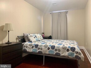 1211 Race St in Philadelphia, PA - Building Photo - Building Photo