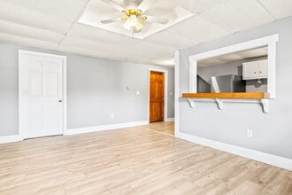 547 White Mountain Hwy in Milton, NH - Building Photo - Building Photo