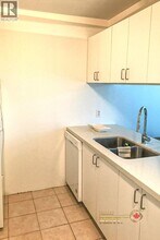 438 Seymour St in Vancouver, BC - Building Photo - Building Photo