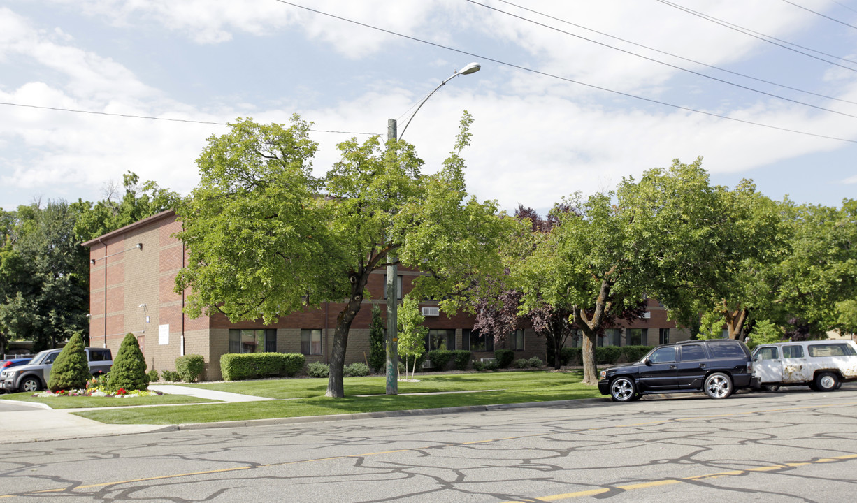 Calvary Tower Senior Apartments in Salt Lake City, UT - Building Photo