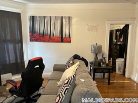 17-19 Washington St. in Malden, MA - Building Photo