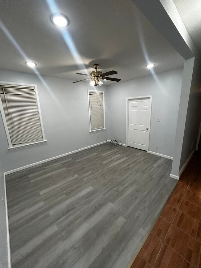 100 Clarke Ave, Unit 100