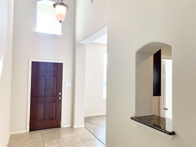 1717 Rosson Rd in Little Elm, TX - Foto de edificio - Building Photo