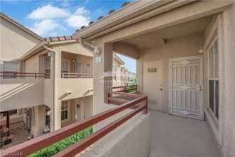 520 Arrowhead Trail in Henderson, NV - Building Photo - Building Photo