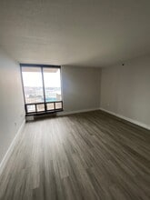 24 Dundas St in Dartmouth, NS - Building Photo - Building Photo