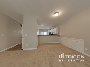 728 Celeste Ln in Atlanta, GA - Building Photo - Building Photo