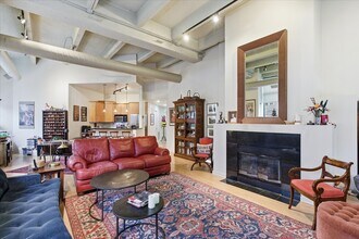 2600 N Southport Ave in Chicago, IL - Building Photo - Building Photo