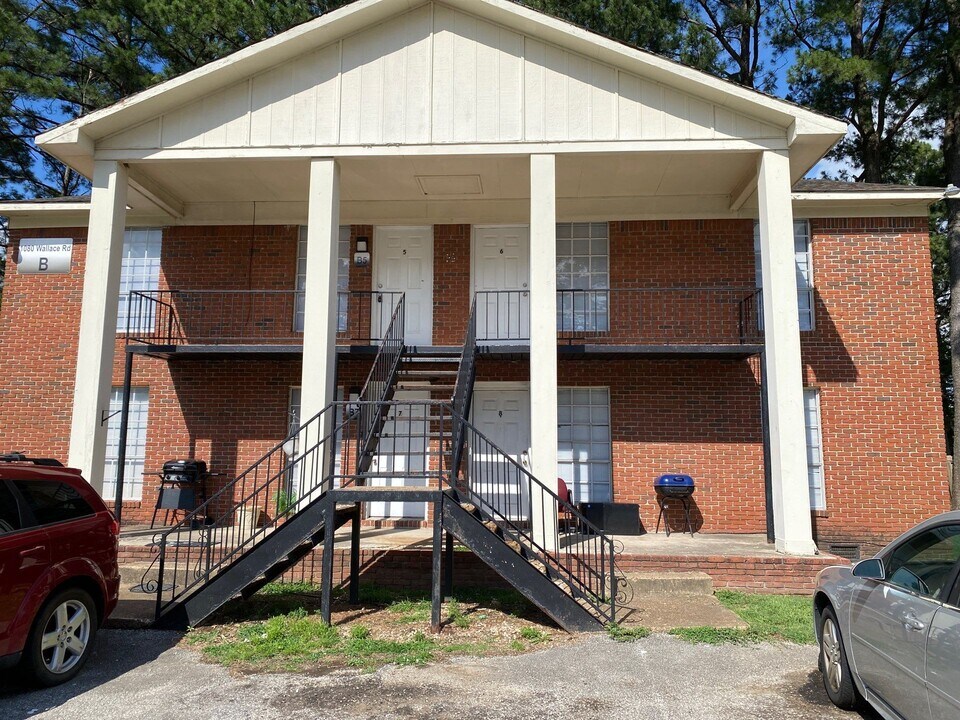 1080 Wallace Rd, Unit C9 in Jackson, TN - Building Photo