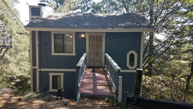 property at 959 Coulter Pine Rd