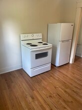 283 Wood St in Mansfield, OH - Foto de edificio - Building Photo