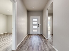 14900 Lost Falls Way in Oklahoma City, OK - Building Photo - Building Photo