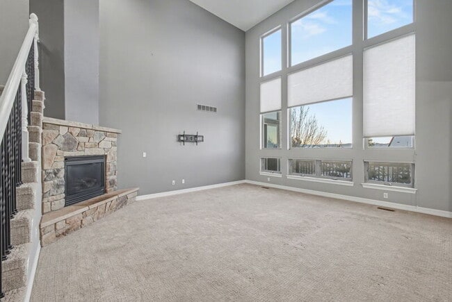 9685 Sunset Hill Cir in Lone Tree, CO - Building Photo - Building Photo