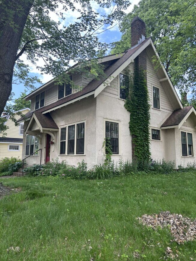 622 2nd Ave in Eau Claire, WI - Building Photo - Building Photo