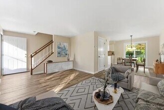 84 Fuller St in Ludlow, MA - Building Photo - Building Photo