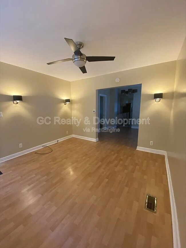 1837 N Francisco Ave in Chicago, IL - Building Photo - Building Photo