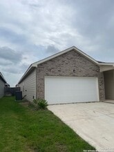 14311 Gila Crossing in San Antonio, TX - Building Photo - Building Photo
