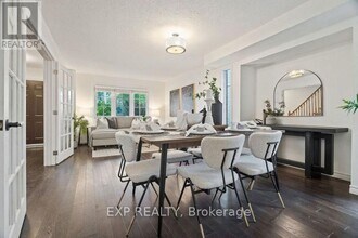 1905 Clearwater Ct in Oshawa, ON - Building Photo - Building Photo