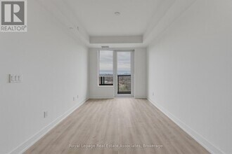 60 Central Park Roadway in Toronto, ON - Building Photo - Building Photo