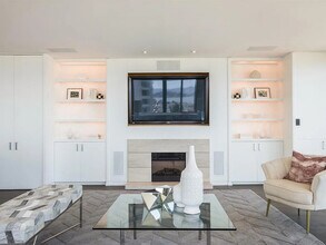 1080 Chestnut St in San Francisco, CA - Building Photo - Building Photo