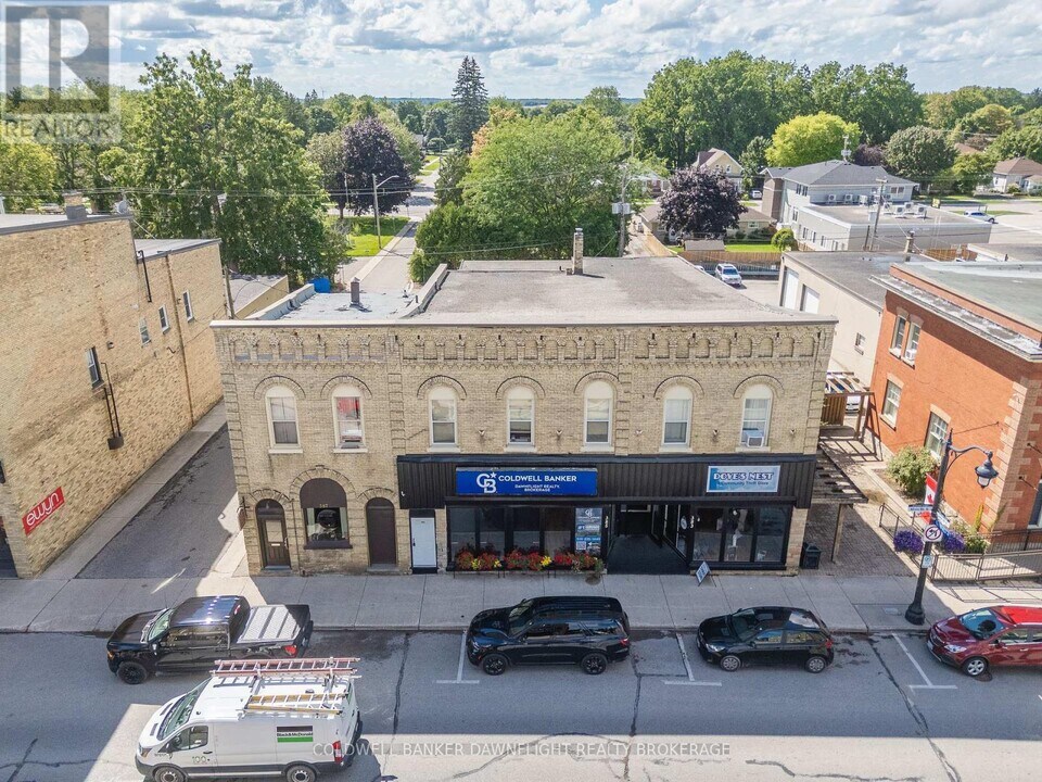 383 Main St S in South Huron, ON - Building Photo