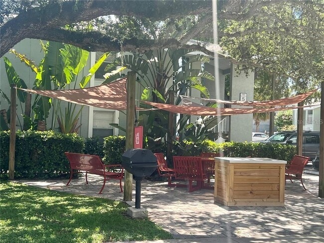 property at 5440 S MacDill Ave