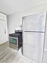 1051 Barret Ave in Louisville, KY - Building Photo - Building Photo