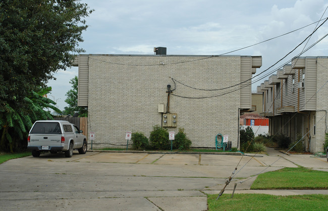 2712 Harvard Ave in Metairie, LA - Building Photo - Building Photo