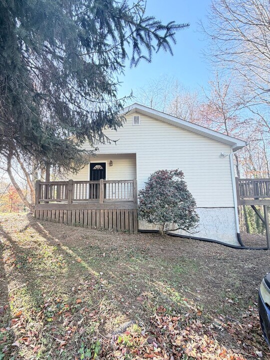 185 Hudson St in Asheville, NC - Building Photo