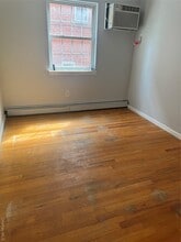 88-30 Moline St in Queens, NY - Building Photo - Building Photo
