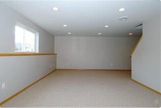 888 Harper Dr in Verona, WI - Building Photo - Building Photo