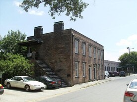 318 Williamson St Apartments