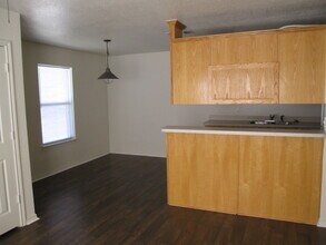 1563 Greenwood Rd in Weatherford, TX - Building Photo - Building Photo