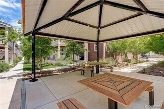 12882 E Caspian Pl in Aurora, CO - Building Photo - Building Photo