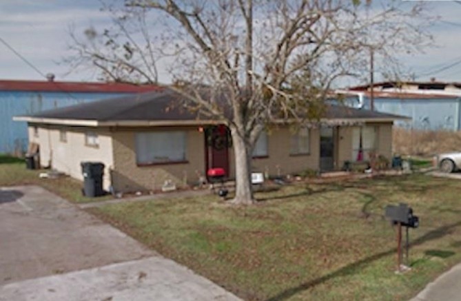 108-114 Enterprise Ave in Patterson, LA - Foto de edificio