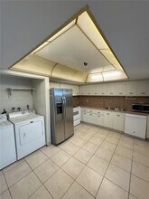 7205 W Sunrise Blvd in Plantation, FL - Building Photo - Building Photo