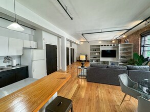 19 Stanhope St in Boston, MA - Building Photo - Building Photo