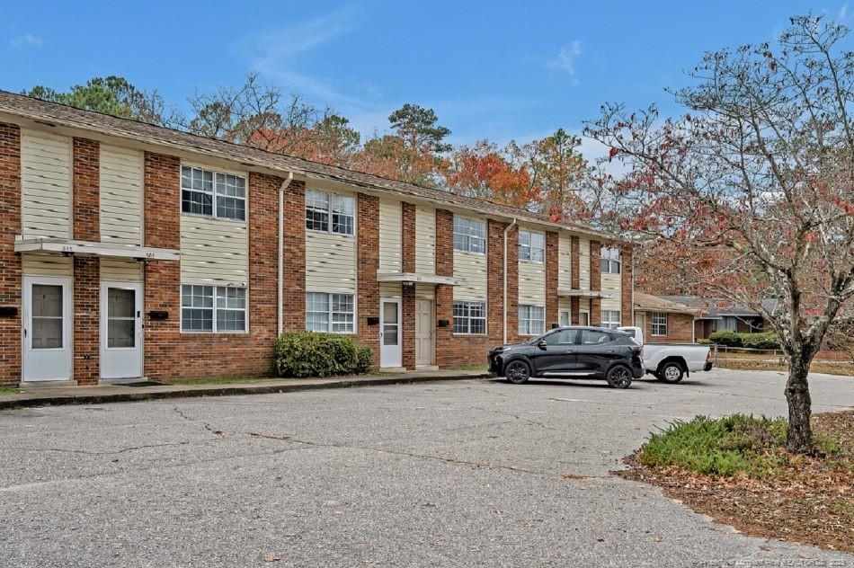 302 Law Rd in Fayetteville, NC - Building Photo