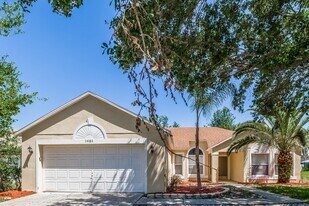 1451 Stoneywood Way in Apopka, FL - Building Photo